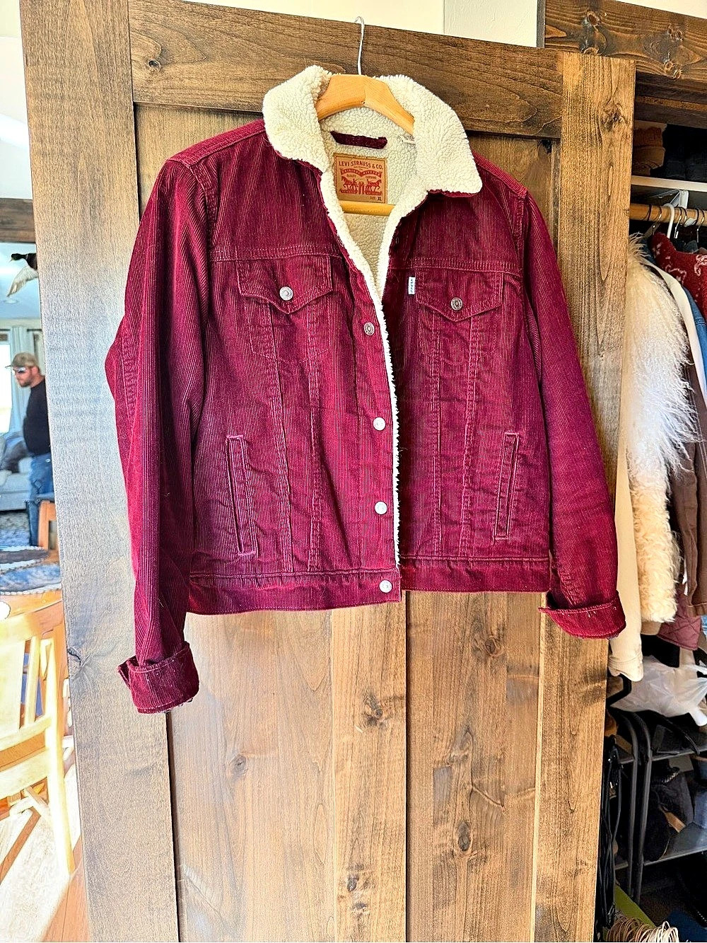 Levi's Sherpa Trucker Jacket Red & White XL